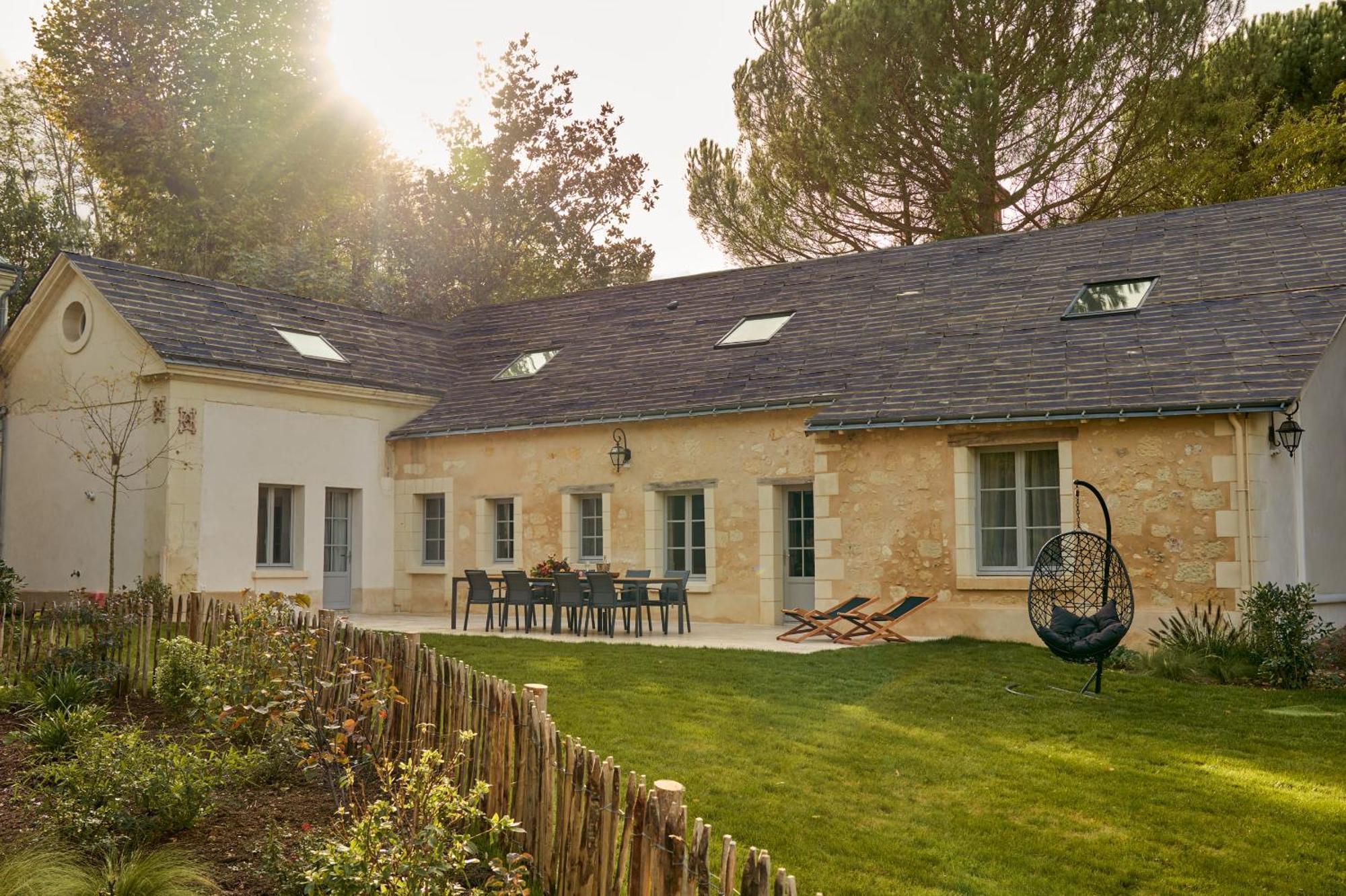 Domaine De La Commanderie De Ballan Bagian luar foto